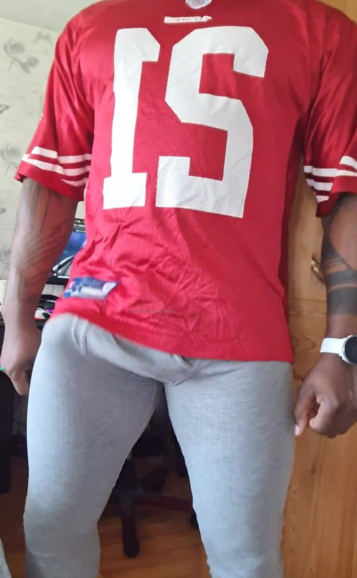 Amadeus: Am uitat că aveam cămașa asta