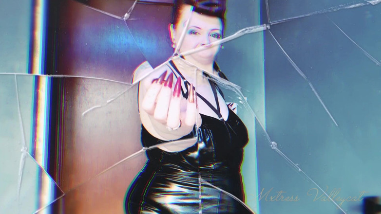 Mxtress Valleycat: My Claws Dig Deep