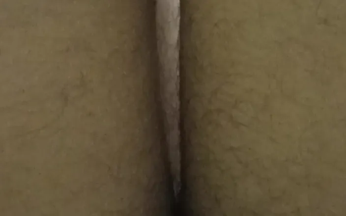 BW_Dolphin: Hairy Pussy and Bellybutton