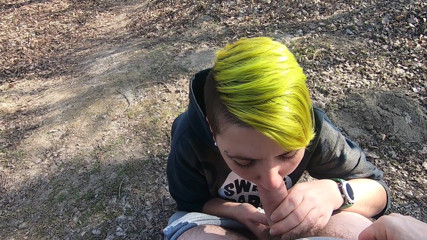 bekycarril: Pipe en plein air sur les lacs avec éjaculation dans la...