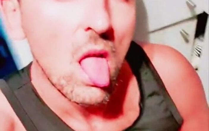 Slutboyben: Seksowna maminsynek dziwka kutas