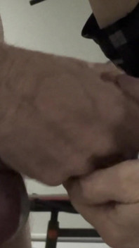 Menyembah ayah tiri dan berkongsi jus lelaki saya