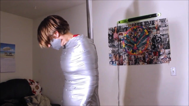 Selfgags classic: Caught in Wraptivity!