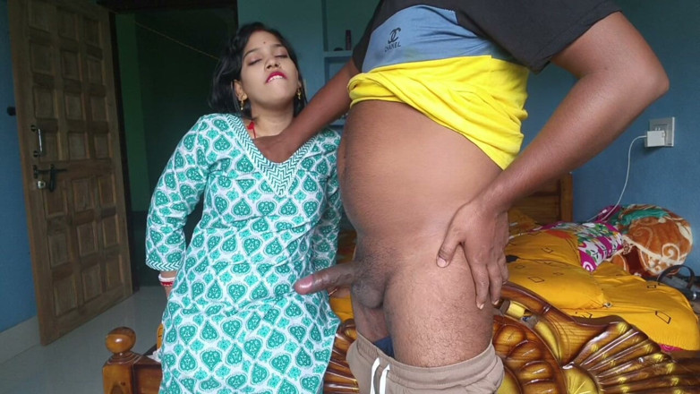 Sona bhabhi: Indian Village Girl Having Sex with Her X-boyfriend