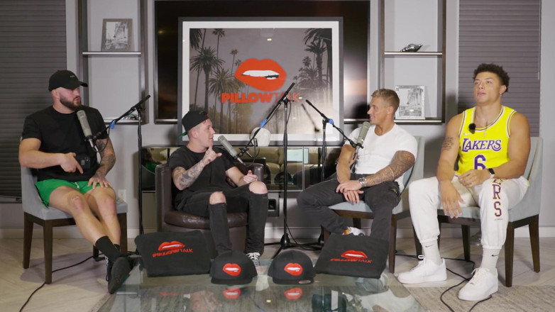 Pillow Talk: Chase Having S＊x Infront of Nathan!!