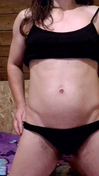 Flexing Abs-ku