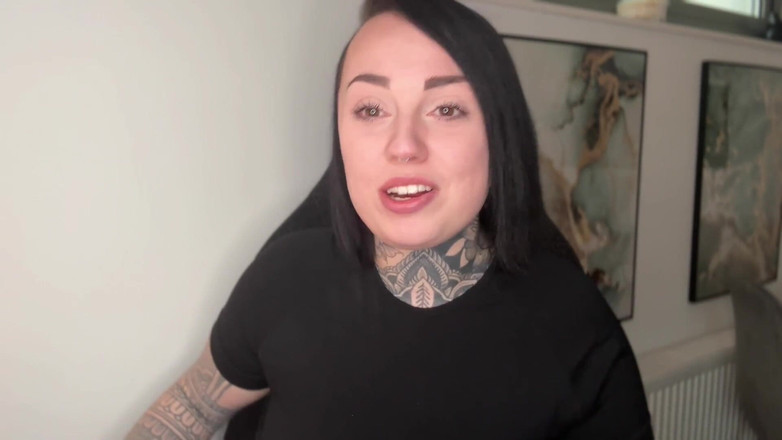 Miss Valentina: Executrixxx fantasia ricatto