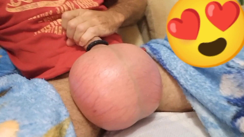 Lion big balls: Red Ball