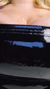 Mesmerizing Tittyfucking Session