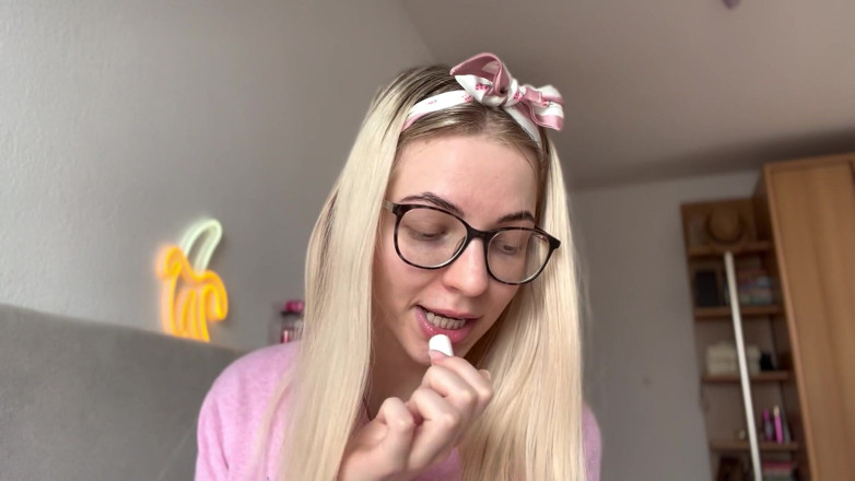 Goddess_Bella_Rae: 7 offensichtliche Anzeichen eines Beta-Verlierers
