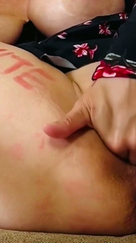 Als Hure Angeboten, Fingere Ich Meine Muschi Für Dich, Beleidige Mich, Erniedrige Mich, Demütige Mich