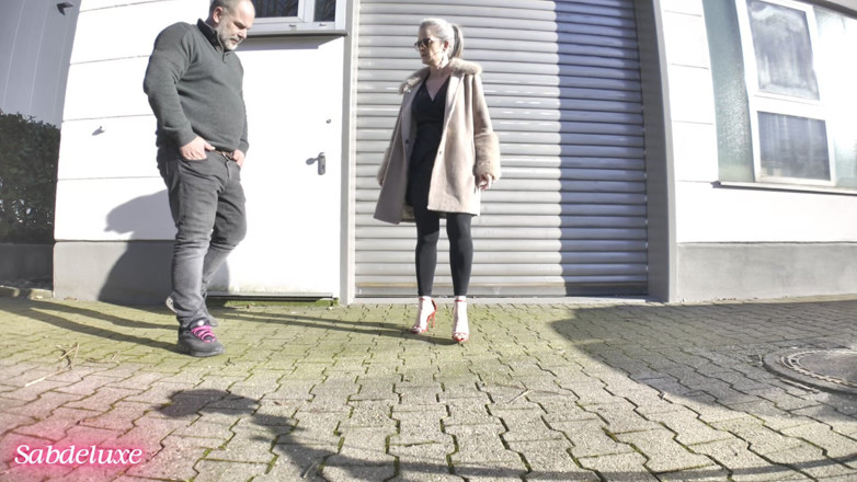 Sabdeluxe: Outdoor Footdate