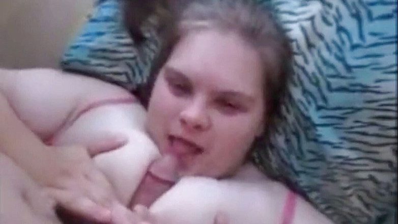 Fat House Wife: Cô vợ vú to được đụ vú &amp; bú cu cùng một lúc