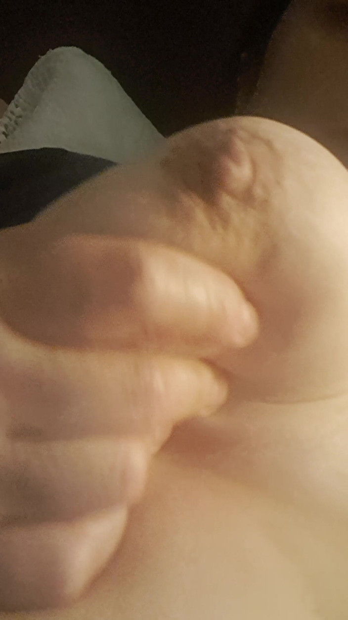 Mommy big hairy pussy: Spremiamo le tette della matrigna