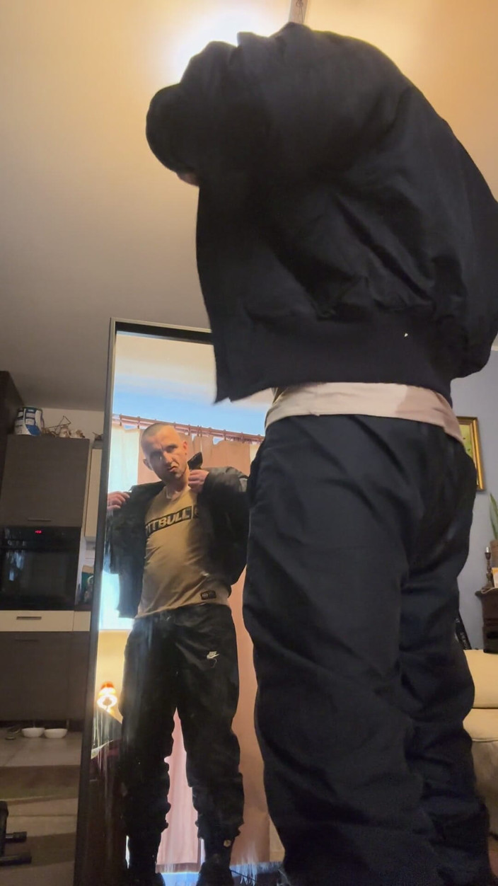 Ditrypig fetish: Wet Jersey Kibol