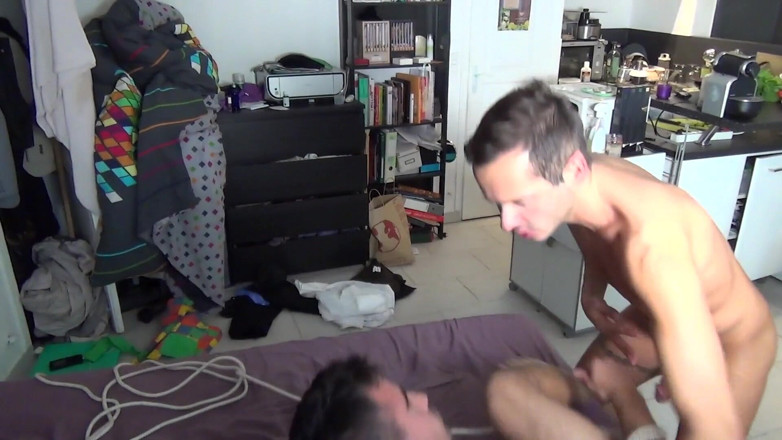 Ridley Dovarez | Gaysight: เขาเรียกใช้ควยยักษ์ของคนใช้เพื่อช่วย спасมื้อคริสต์มาส