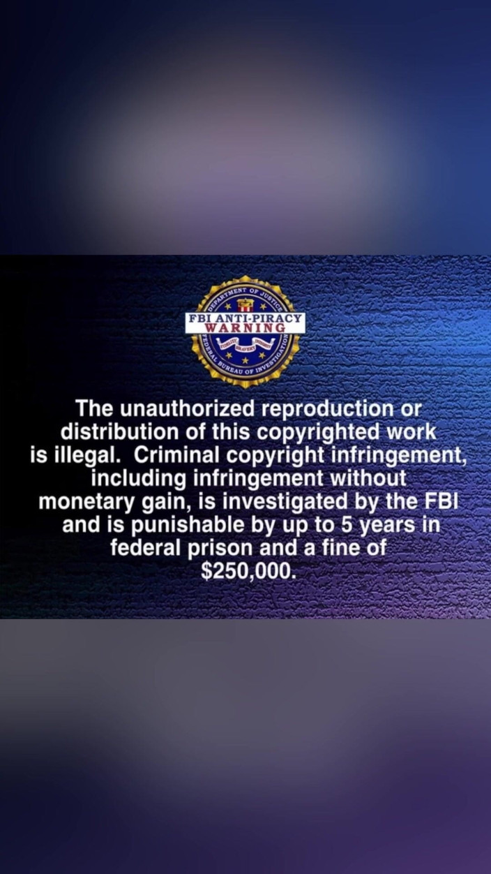 BellaBlast: Il culo cade e si schiaffeggia in leggings mentre è al...