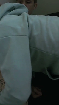 Am futut curul strâmt al unui twink cu o pulă mare și am avut orgasm