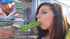 Radical: Lelaki ais krim kongkek si jalang