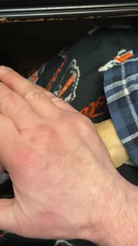 Kaki kecil seksi dapat urutan