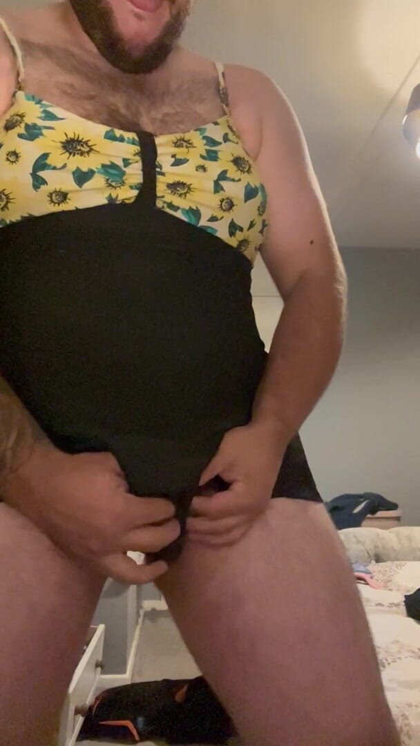 Shaun Cbt: Perbudakan kontol dan peler dengan crossdress dalam pakaian renang One...