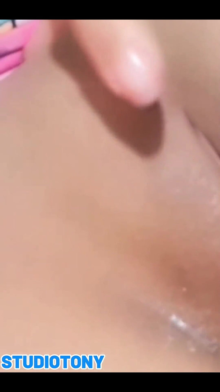 Studiotony: 내 전 여친이 나에게 오럴을 해줘