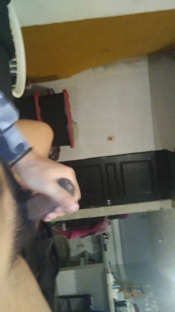 AlexAlejandro13: Wer will so lecker im bett sein?