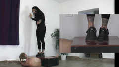 Sadurnus: Slavens orgasmer under älskarinna Cleo's Platform Shoe Pp