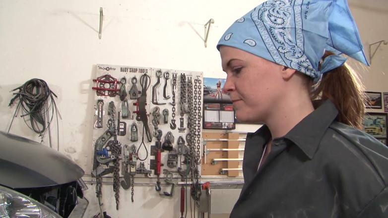Lesbian Illusion: Buitenshuis lesbische actie met roodharige tiener