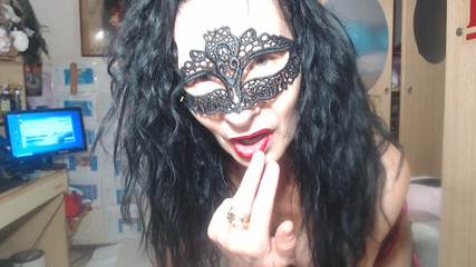 WEBREGINETTA2023: Ön tarafta salatalık çörek yaparken külotlu çorap açık