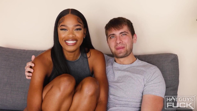 Hot Guys Fuck: Wow! Gadis kulit hitam 18 tahun kulit hitam paling hot lagi...