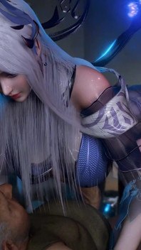 Model cosplay super comel bertetek besar 3D curang dengan elf tua pendek