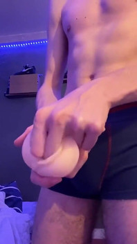 Questa bella rossa ricorda il suo massaggio profondo
