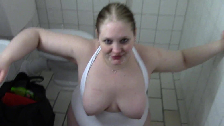 AmateurBBW: Userdate in the Swimming Pool