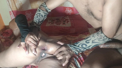 Sexy biwi: I made my elder stepsister sit on my dick and...