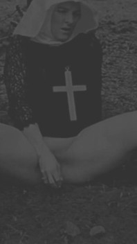 Niegrzeczna zabawa superior nun