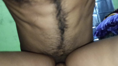 Poojakabir: Disfrutando de la primera con Sali