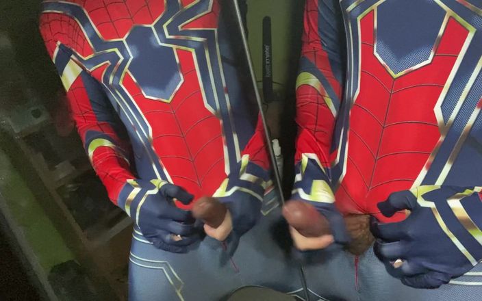 SinglePlayerBKK: Spider-man ngocok kontol