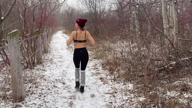 Serenity Cox: Wife Gets Huge Double Creampie in Snow Storm From Husband...