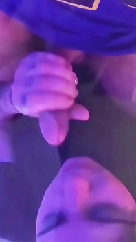 Une Femboy Gourmande S’occupe D’une Grosse Bite BBC