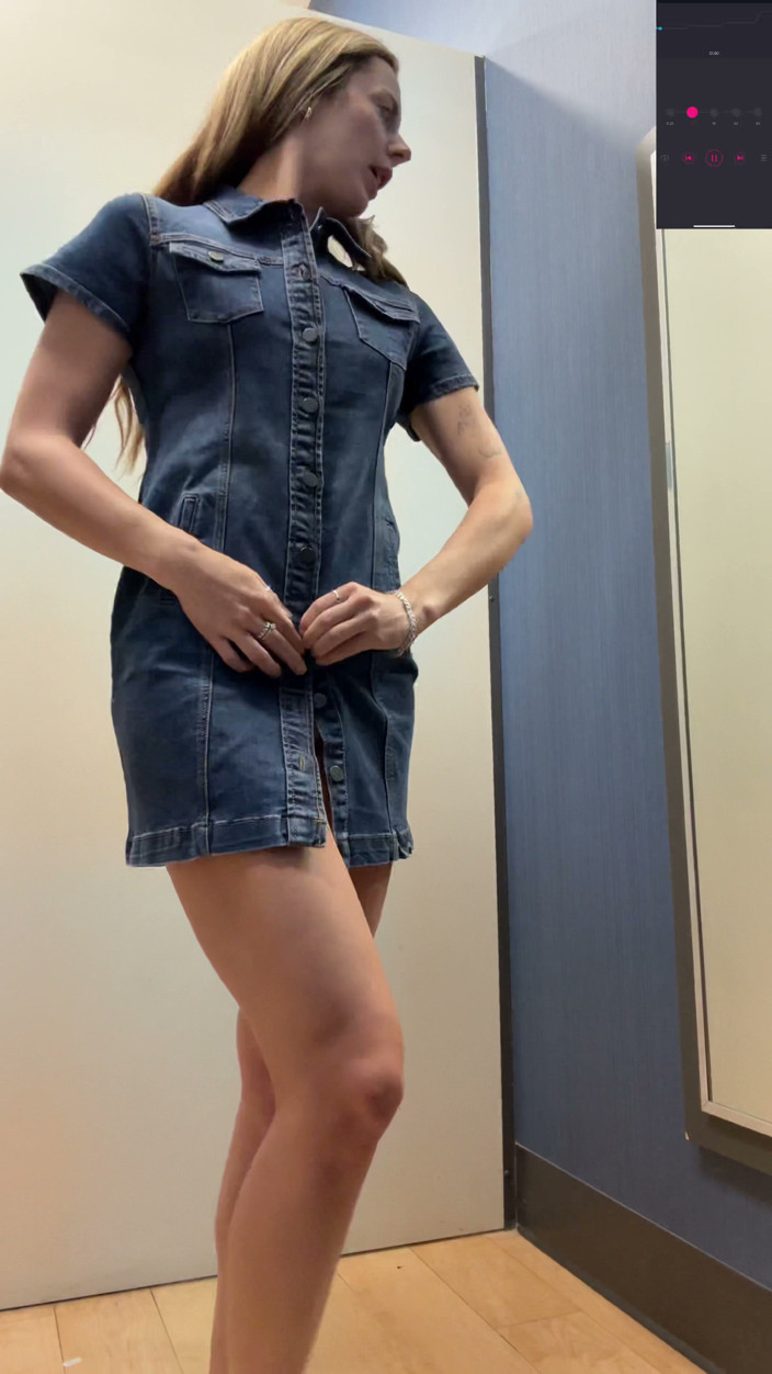 Nadia Foxx: Mall Fall Dress Coba di