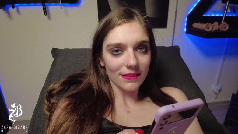 Zara Bizarr: 오르가즘에 이르도록 핥아줘, 노예!