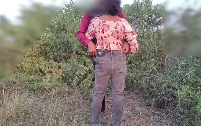 Fuckkkker: Hot Big Ass College Teen Fucking in Jungle (hindi Audio) Fucking...
