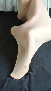 Carmen Nylonjunge Is on Nylon Encasement