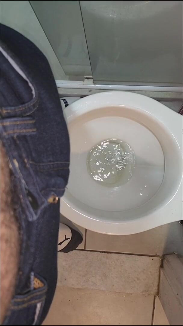 Pietro Montoya: Hjälper min man till piss och piss smak 05/25/2023