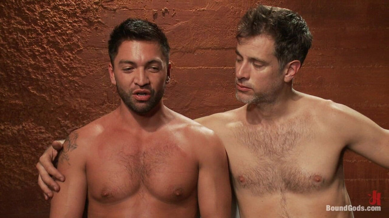 Bound gods: Dominic Pacifico w Piekle Niewoli