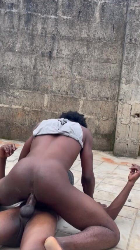 Vicfairy: J’ai été tellement baisée sérieusement avec une grosse bite noire