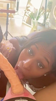 Kinsley karter, jenna foxx, sepong dobel dildo