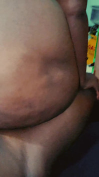 大屁股继母