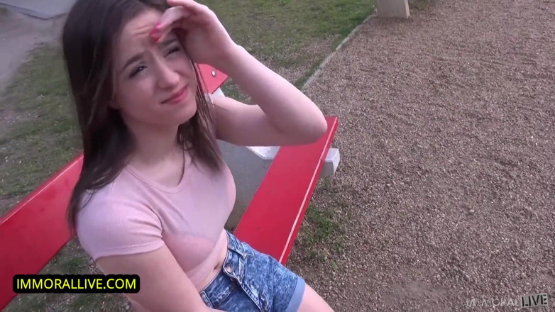 All Group Sex: Beste kumpels knallen 18-jährige analsüchtige - gespreiztes teen will nur arsch ficken,...